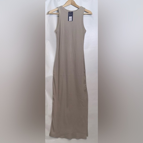 Universal Thread Dresses & Skirts - Universal Thread Halter Ribbed Tan Casual Dress Size Medium
